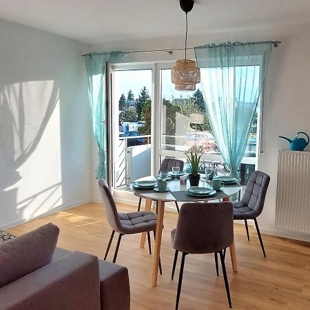 Moderne Wohnung Mit Vollausstattung In Ruhiger Lage, W-Lan Grossrohrsdorf Esterno foto