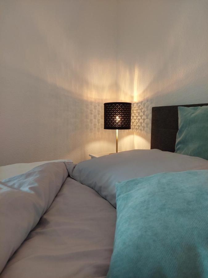 Moderne Wohnung Mit Vollausstattung In Ruhiger Lage, W-Lan Grossrohrsdorf Esterno foto